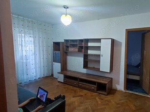 Proprietar vând apartament cu 2 camere, lângă Shopping City- Calea Șagului