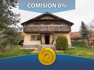 Proprietate deosebita cu vedere panoramica la 10 km de Mioveni. Comision 0%