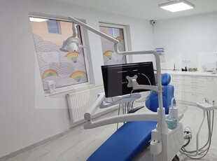 Spatiu pentru o clinica dentara sau birouri, 3 camere, 60 mp, zona Centura