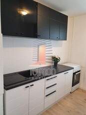 Apartament 3 camere, 69 mp, 2 bai, decomandat, an 1982, et.6/8 - zona Circa 7 Politie de vanzare Teiul Doamnei, Bucuresti