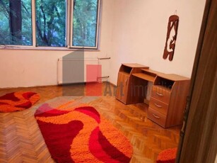 Apartament 3 camere Vanzare apartament 3 camere Emil Racovita Va prezint un