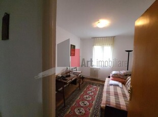 Apartament 4 camere Titan