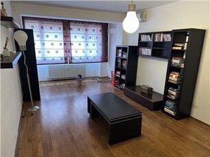 Apartament mobilat, bloc reabilitat la 5 min de metrou OBOR