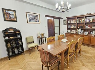 De vanzare apartament 3 camere Piata Rosetti / Bulevardul Carol