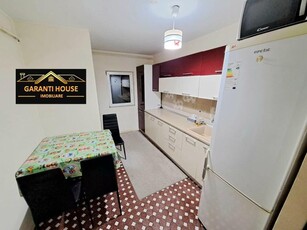 Moldovei, apartament cu 3 camere, decomandat, mobilat