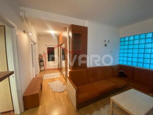 Vanzare apartament trei camere 81mp renovat mobilat Cotroceni Romniceanu