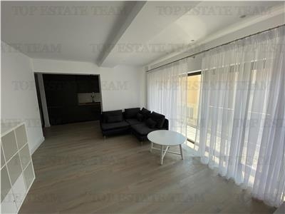 Apartament cu 3 camere de vanzare in Piata Victoriei