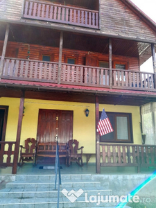 Casa de vacanta/pensiune/cabana cu 8 camere Moieciu de Jos, Brasov