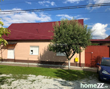 Casa saseasca - iesire din Bistrita - 4 camere - 15 ari tere