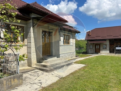 Casavila 3 camere vanzare in Maramures, Iadara