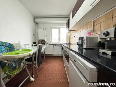 Dambovita- apartament 2 camere, mobilat si utilat, centrala