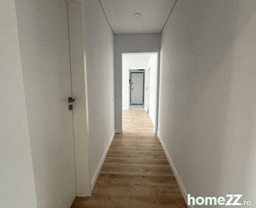 Râul Doamnei 4camere Metrou Renovat Complet