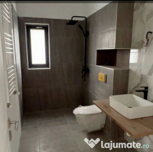 36495 Apartament 2 camere Metro 2