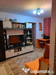 Apartament 3 camere-Tatarasi