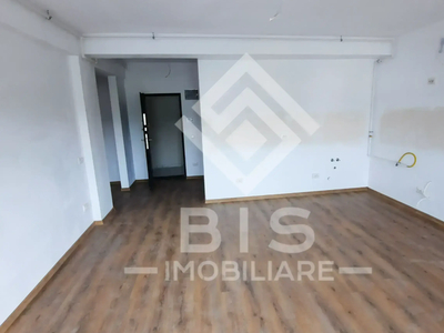 Apartament 2 camere // zona Nord // Bloc nou