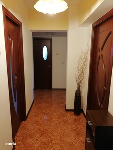 Apartament nou la cheie / gradin ade 80 mp/ Zona Parcul Poligon