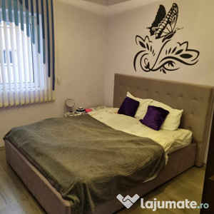 Apartament 3 camere ZONA TRACTORUL