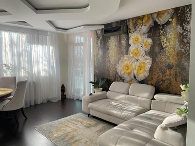 Apartament cu 2 camere de vanzare, bloc Ared, Oradea, Bihor