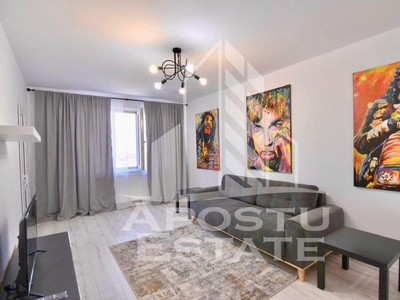 Apartament cu 3 camere, 2 bai, in zona Circumvalatiunii