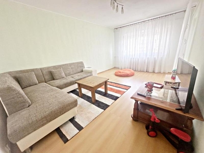 Apartament cu 3 camere de vanzare, tip PB mare, zona Ramada, Oradea, Bihor