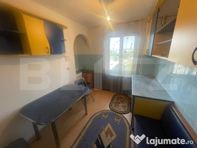 Apartament cu două camere decomandat de vânzare în Iosia
