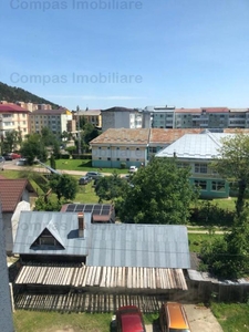 Apartament de inchiriat zona BrAdet -