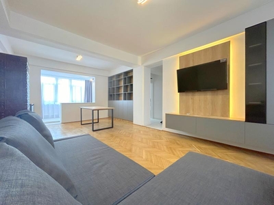 Apartament modern, cu 3 camere, in zona Ultracentrala