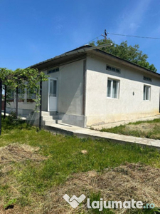 Casa individuala, 4 camere, zona Varful Campului, Botosani