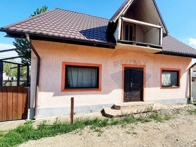 Casavila 3 camere vanzare in Neamt, Dumbrava Rosie