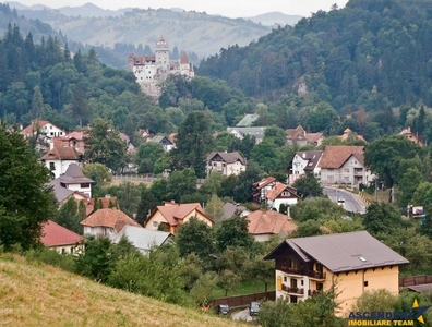 Incantare monata, apa curgatoare, documentie la zi, Bran, Brasov