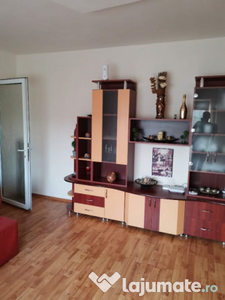 Închiriez apartament 2 camere Orizont Micalaca