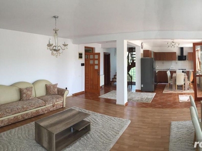 Livezeni - Inchiriere casa 4 camere - Cart. Orizont