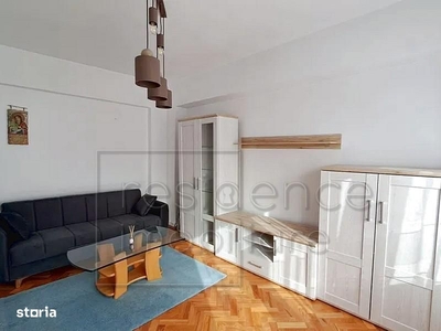 Nou! Apartament 2 camere separate, Centru, zona Magazinul Sora