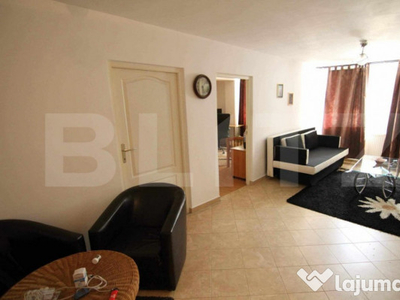 Oportunitate de investitie, 3 camere, boxa de 8 mp, zona str