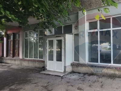 Spatiu comercial 121 mp inchiriere in Bloc de apartamente, Arad, Aradul Nou
