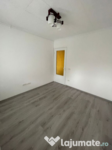 Apartament 2 Camere Sector 4 Zona Linistita 42Mp