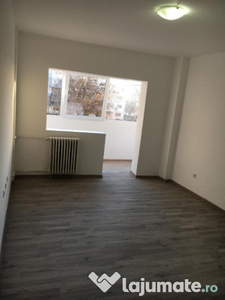 Apartament 3 cam. CF. 1 Dec. 2 BAI CANTACUZINO peco Jet OIL Malu Rosu