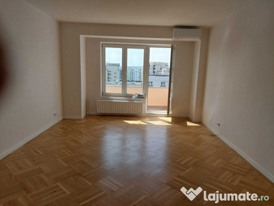 Apartament 3 camere NervaTraian