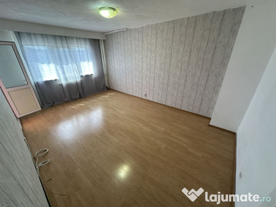 Apartament 5 camere Duplex zona Far