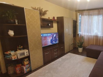 Vanzare Apartament cu 3 camere zona Dristor