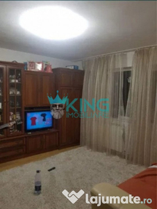 Zona zarand// apartament 3 camere// 1 balcon// aer condition