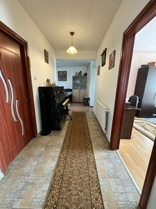 Apartament 3 camere de vanzare Bragadiru