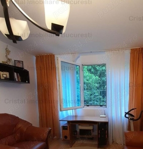 Apartament 3 camere, zona Brancoveanu, Uioara.