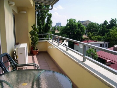 Vanzare apartament 3 camere Aviatorilor Televiziune Garaj