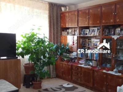 Apartament 2 camere Oltenitei/ Centrala Proprie