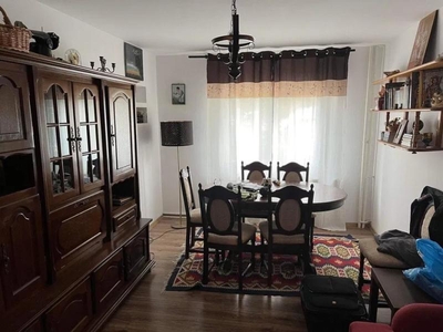 Apartament 3 camere, decomandat, zona Pacurari, Iasi