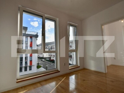 Apartament cu 3 camere, etaj intermediar , zona Poligonului, Floresti