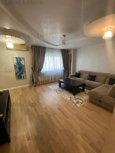 Apartament cu 3 camere Piata Muncii