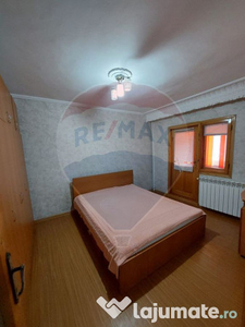 Apartament cu 3 camere ultracentral