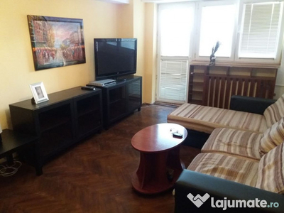 B-dul Titulescu apartament 3 camere.